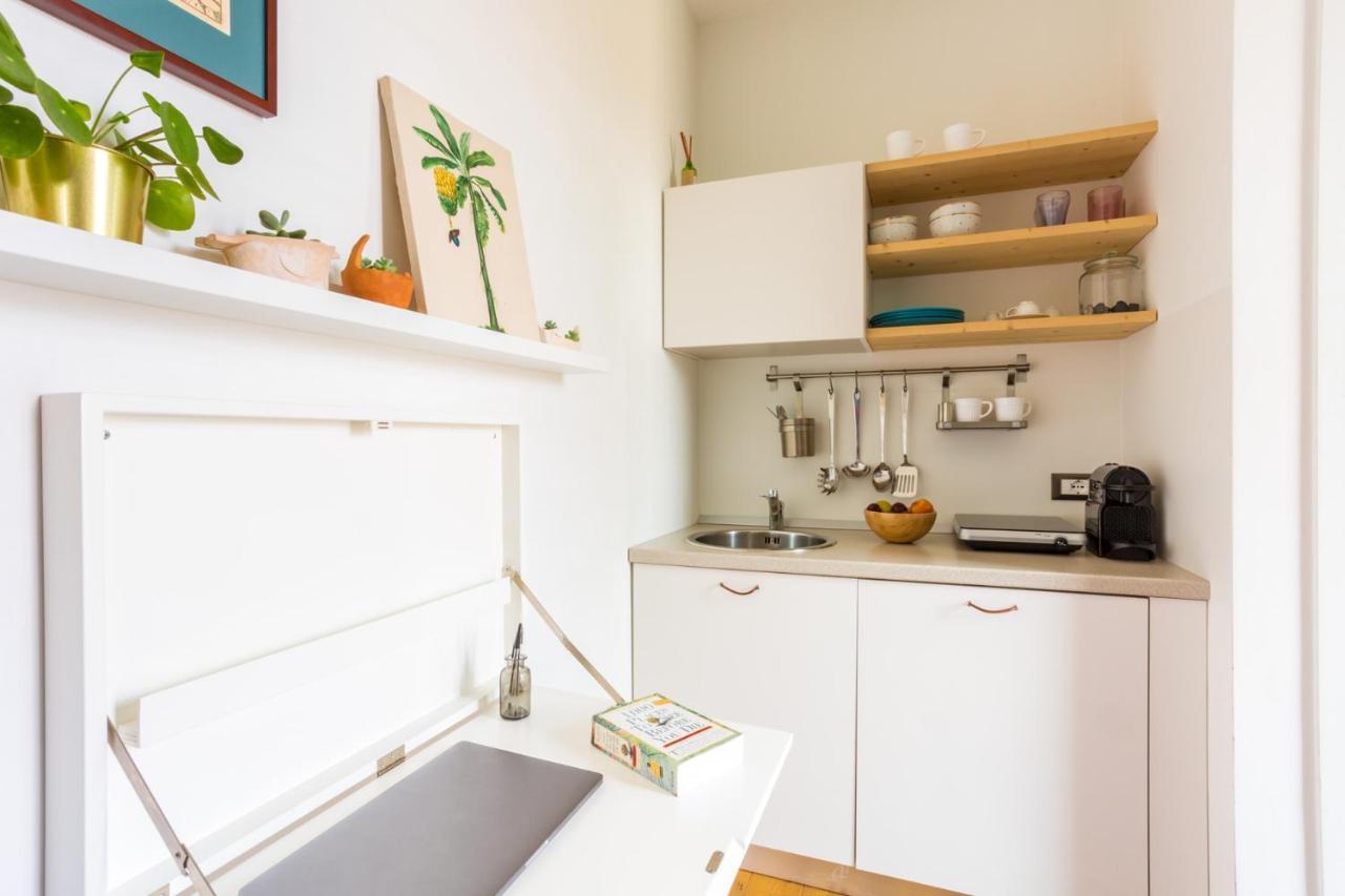 Tropical Micro Studio With Terrace And Duomo Views Milan Luaran gambar